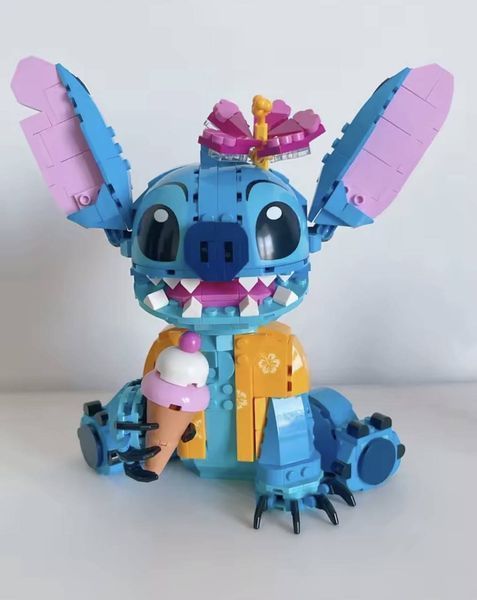 Конструктор Disney Classic Стіч 730 деталей сумісний із lego-лего  КН-1009 фото