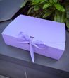Коробка лавандова зі стрічкою 330*230*90