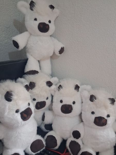 Інтерактивна м'яка іграшка "Бігаюче Телятко" (Running Cow Plush) Трендова Корівка М-1012 фото